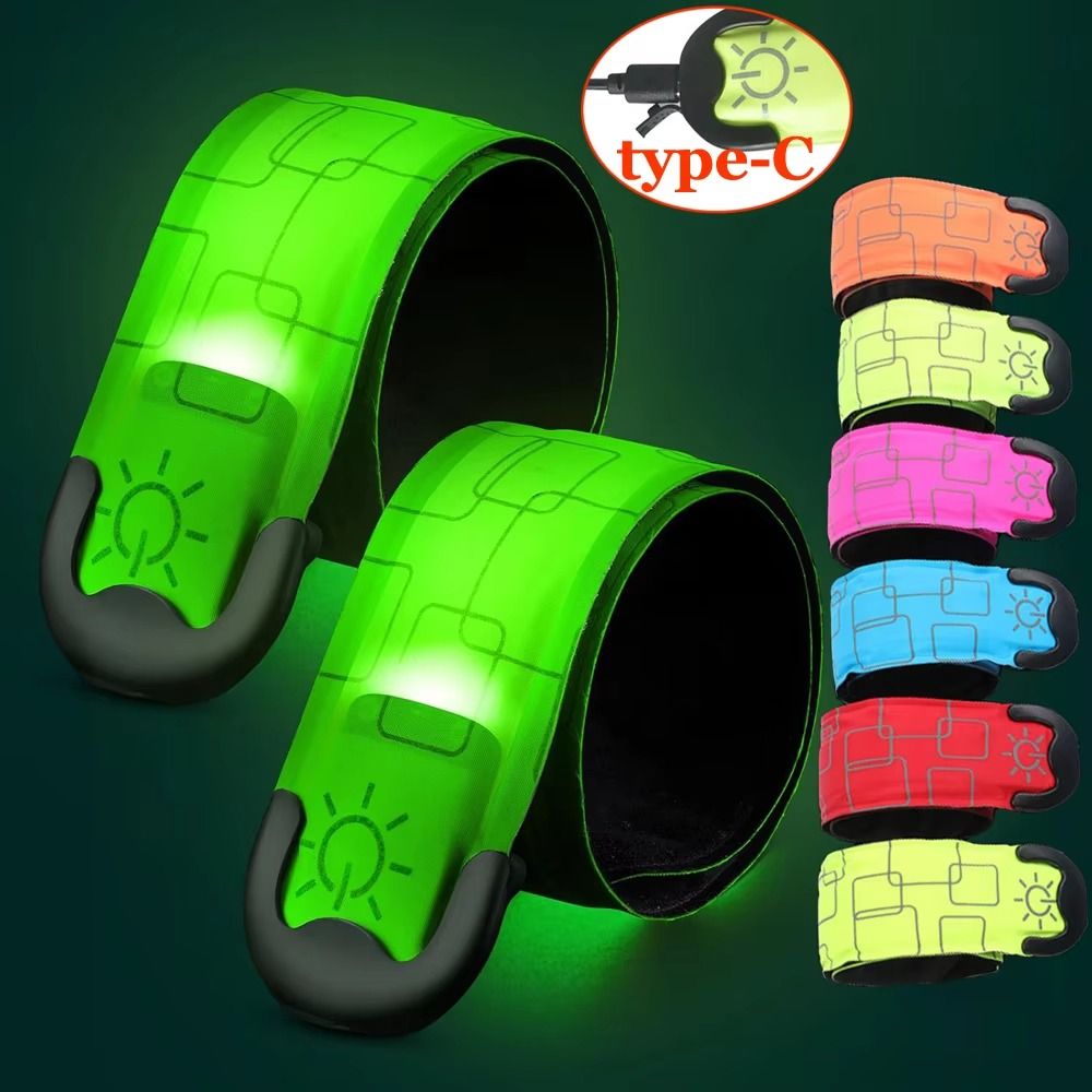 Running Visibility Gear - バッテリー式の夜間ランニング用アームバンド。5色展開。USB充電式。反射素材を使用し、視認性を高めた軽量ランニング用具。