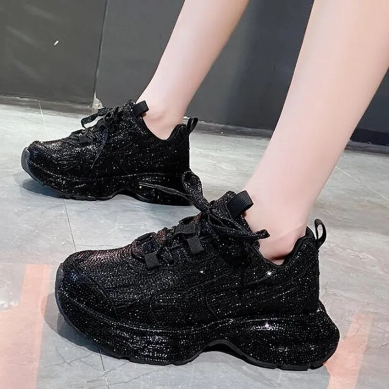 Running Shoes Women - デザイナー女性ブリンブリンランニングシューズ分厚いスニーカーファッションカジュアル本革通気性高さ増加フラットプラットフォーム靴