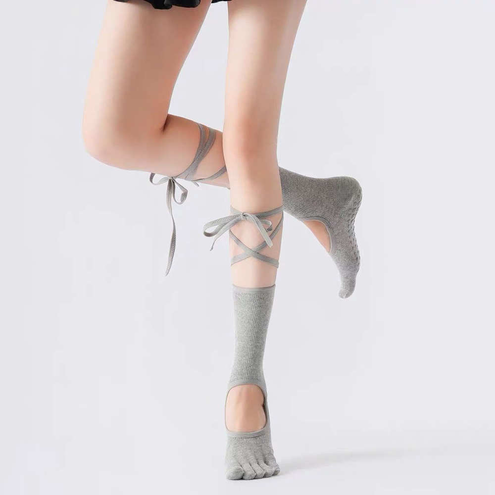 レースアップ式のバレエヨガソックス、女性用、ミドル丈、滑り止 - Sports Socks のレビューと価格